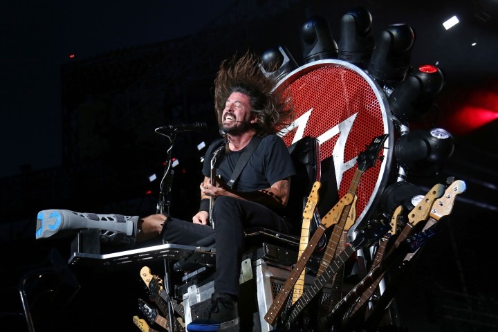 foo_fighters_in_concert_720